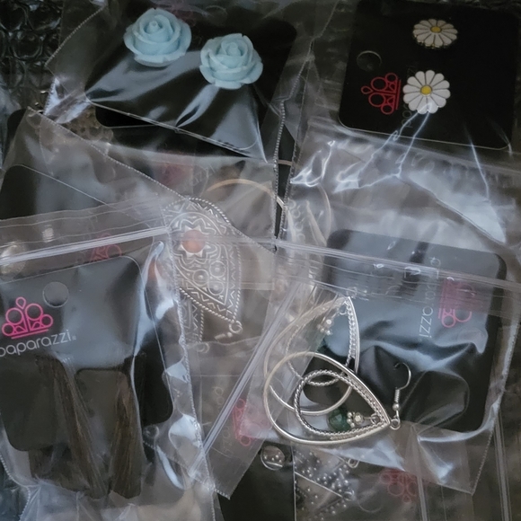 Paparazzi jewelry - Picture 4 of 4